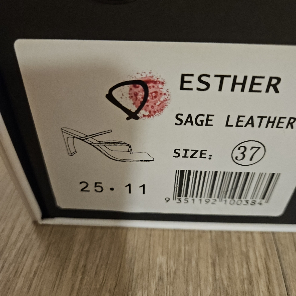 Alias Mae - Size 37 Leather Sandals (Esther in Sage) - Picture 3 of 5